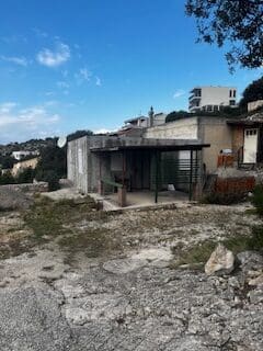 House with potential, with beautiful sea views, Sevid