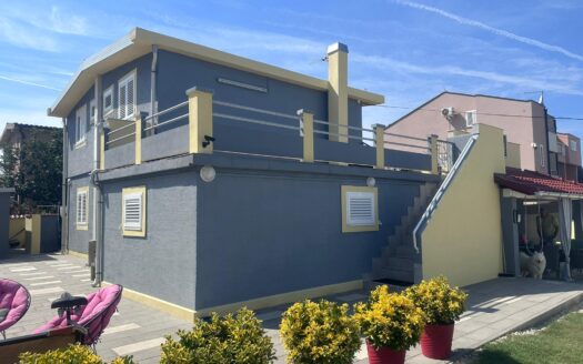 Beachfront Apartment House in Nin – Step Right Onto the Sandy Shore