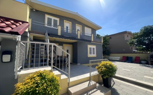 Beachfront Apartment House in Nin – Step Right Onto the Sandy Shore