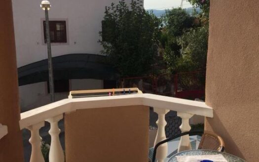 Čiovo, Okrug Gornji – apartment building with 7 units