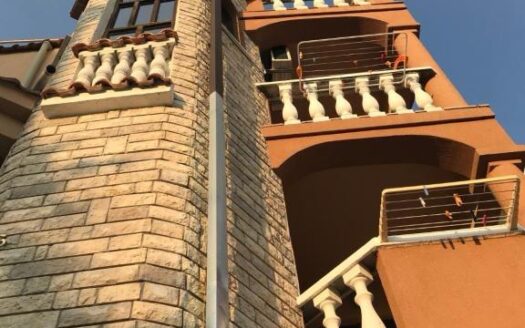 Čiovo, Okrug Gornji – apartment building with 7 units